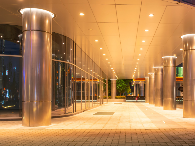 You are currently viewing How to Choose the Right Lighting for Commercial Spaces in 2026