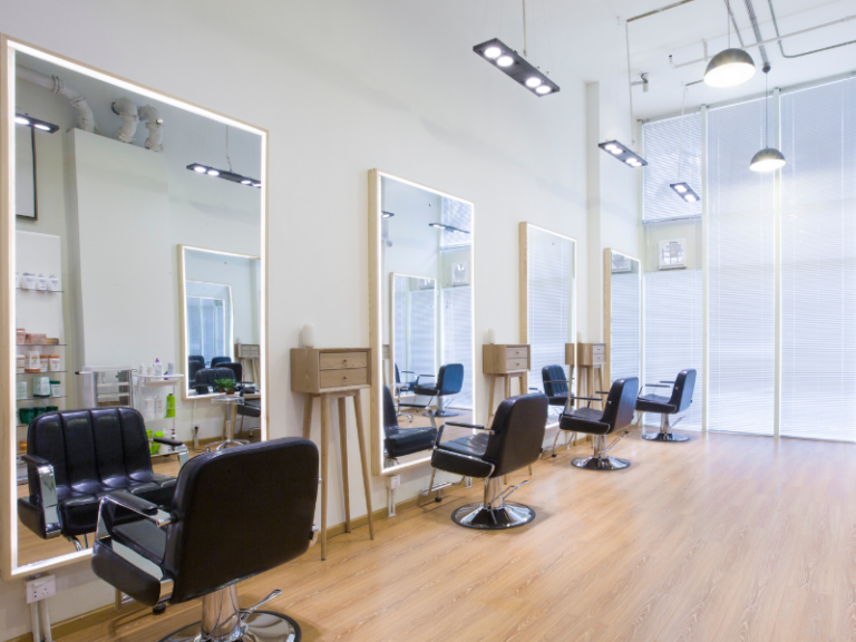 Read more about the article Why Salon Lighting Matters for Better Client Experience